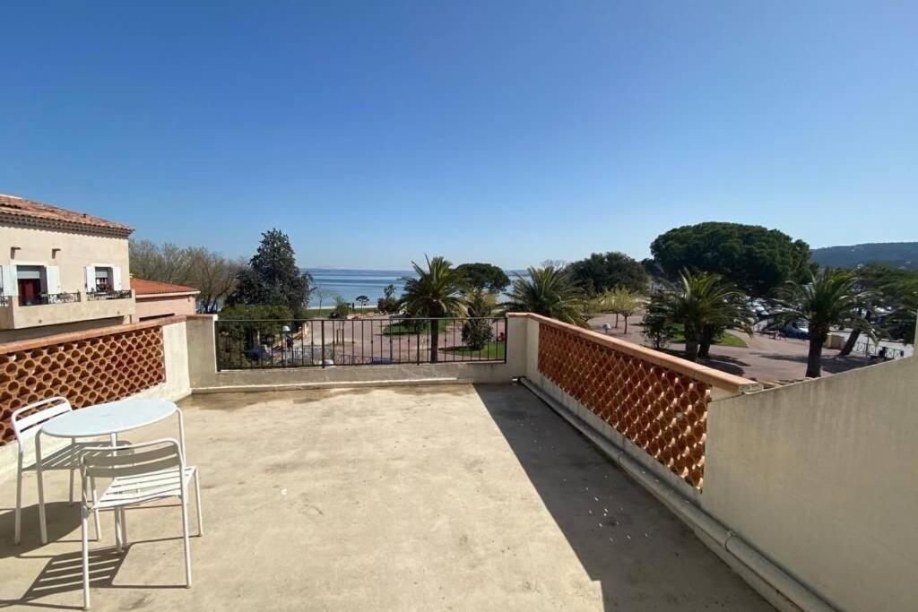 Martigues Apartment ภายนอก รูปภาพ